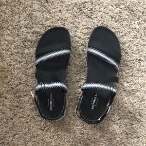 NWOT Merrell District Mendi Sport Sandals